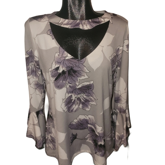 Artex Fashions Grey and White Floral Print Bell Sleeve Top L - Picture 1 of 7